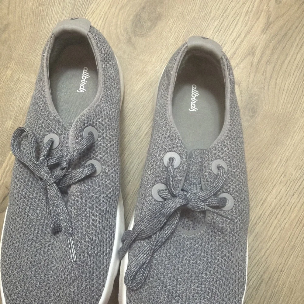 allbirds see picture